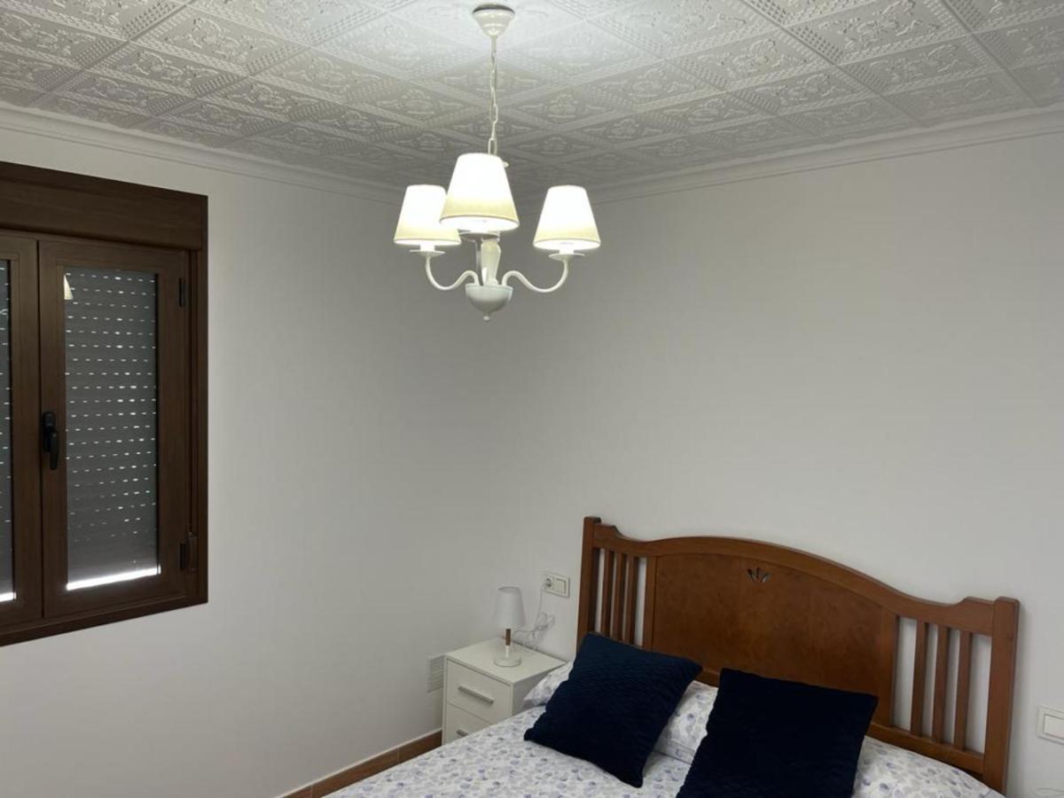 Agradable Casa Familiar En Pliego. *
